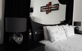 13th Avenue Guesthouse Benoni